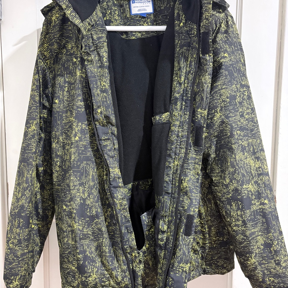 Men's Black and Yellow Ski Jacket